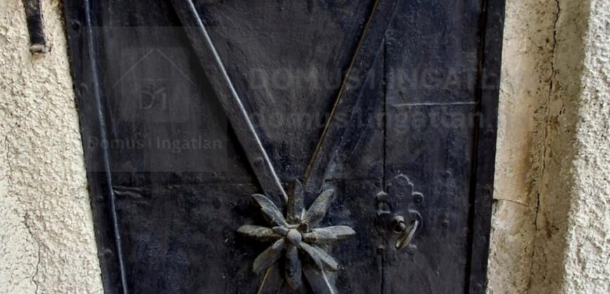 3 szobás, zártsoros beépítésű családi ház Kőszegen