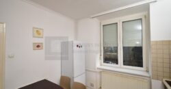 Szép állapotú polgári lakás a Király utcában